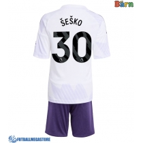 Fotballdrakt Barn Manchester United Benjamin Sesko #30 Bortedraktsett 2025-26 Kortermet (+ Korte bukser)